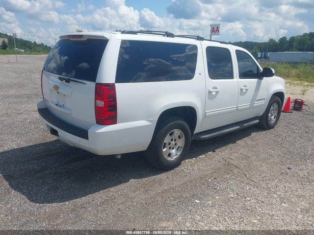 45807799 :رقم المزاد ، 1GNSCJE02ER115062 vin ، 2014 Chevrolet Suburban C1500 Lt مزاد بيع