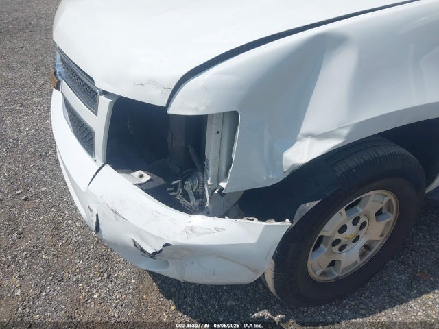 45807799 :رقم المزاد ، 1GNSCJE02ER115062 vin ، 2014 Chevrolet Suburban C1500 Lt مزاد بيع