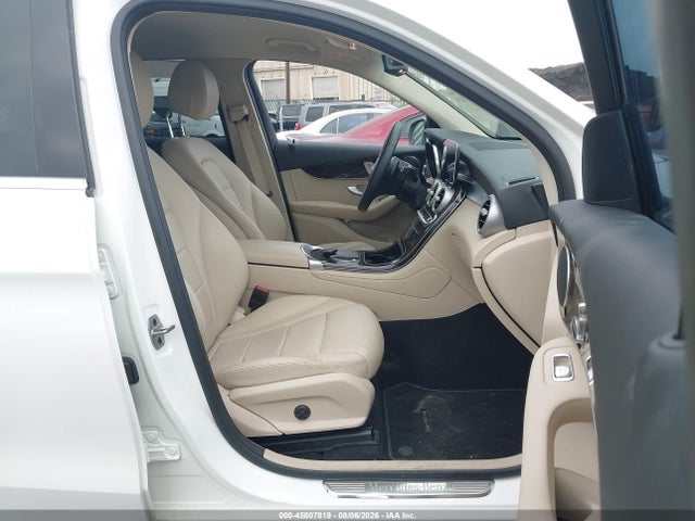 2021 Mercedes-benz Glc 300 Suv მანქანა იყიდება აუქციონზე, vin: W1N0G8DB7MV313912, აუქციონის ნომერი: 45807819