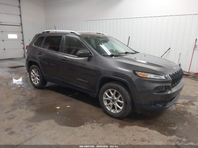 2016 Jeep Cherokee Latitude მანქანა იყიდება აუქციონზე, vin: 1C4PJMCS3GW148795, აუქციონის ნომერი: 45807850