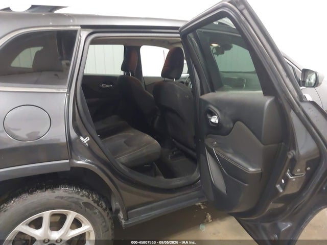 2016 Jeep Cherokee Latitude მანქანა იყიდება აუქციონზე, vin: 1C4PJMCS3GW148795, აუქციონის ნომერი: 45807850
