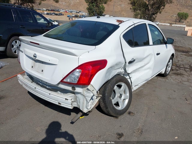Nissan Versa 1.6 S+ 2017 3N1CN7AP7HL830298 Image 4
