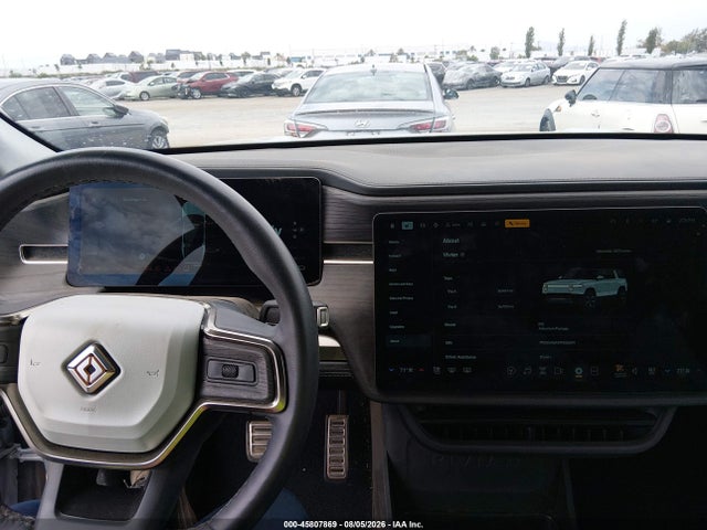 Rivian R1s Adventure 2023 7PDSGABAXPN026014 Image 19