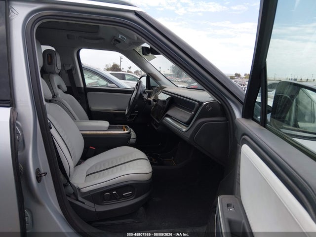 Rivian R1s Adventure 2023 7PDSGABAXPN026014 Image 5