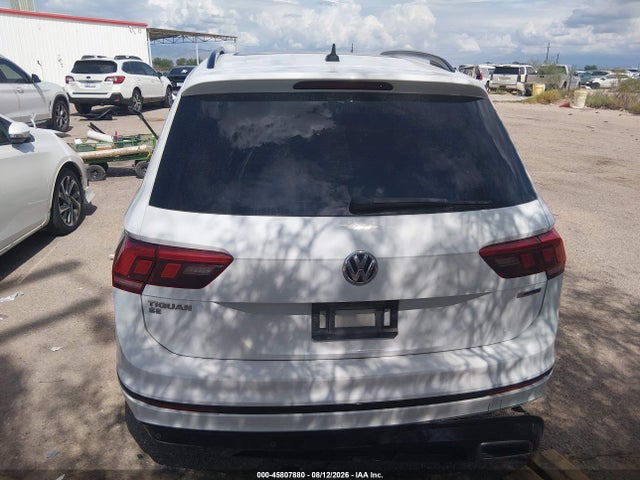 3VV2B7AXXLM119412 Volkswagen Tiguan 2.0t Se/2.0t Se R-line Black/2.0t Sel