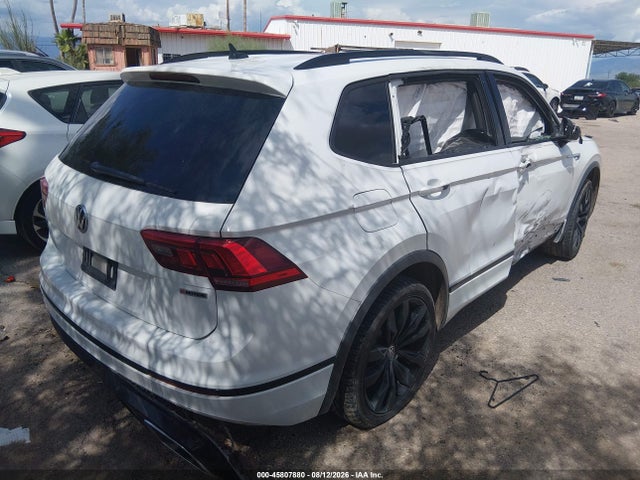 3VV2B7AXXLM119412 Volkswagen Tiguan 2.0t Se/2.0t Se R-line Black/2.0t Sel
