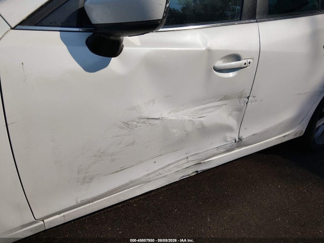 3MZBN1V7XHM122196 Mazda Mazda3 Touring