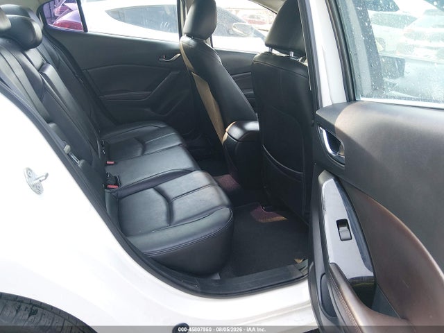 3MZBN1V7XHM122196 Mazda Mazda3 Touring