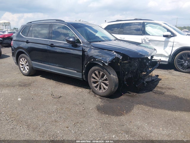 Aukcja sprzedaży 2018 Volkswagen Tiguan 2.0t Se/2.0t Sel, vin: 3VV3B7AX0JM175960, numer aukcji: 45807958