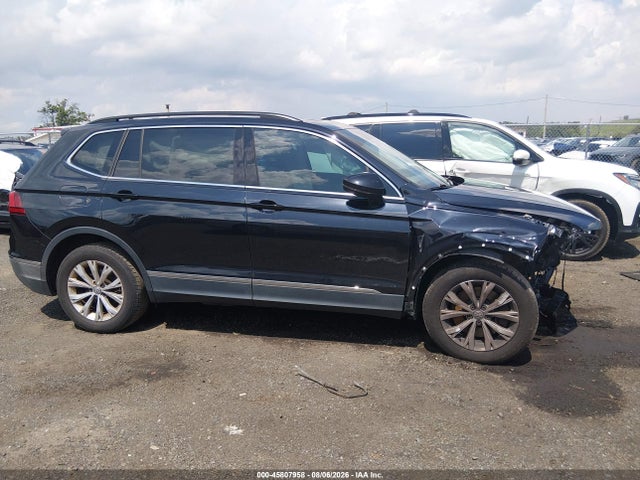 Aukcja sprzedaży 2018 Volkswagen Tiguan 2.0t Se/2.0t Sel, vin: 3VV3B7AX0JM175960, numer aukcji: 45807958