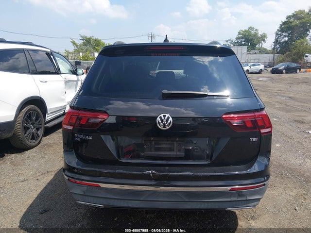 Aukcja sprzedaży 2018 Volkswagen Tiguan 2.0t Se/2.0t Sel, vin: 3VV3B7AX0JM175960, numer aukcji: 45807958