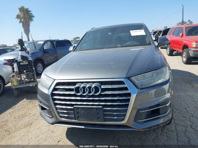 Audi Q7 3.0t Premium 2017 WA1LAAF71HD024262 Image 12
