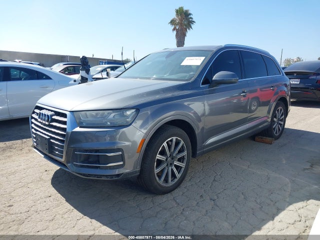 Audi Q7 3.0t Premium 2017 WA1LAAF71HD024262 Image 2