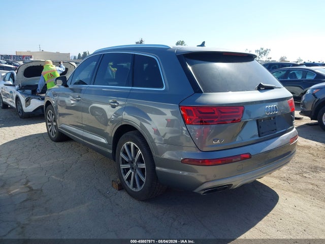 Audi Q7 3.0t Premium 2017 WA1LAAF71HD024262 Image 3