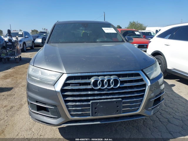Audi Q7 3.0t Premium 2017 WA1LAAF71HD024262 Image 6