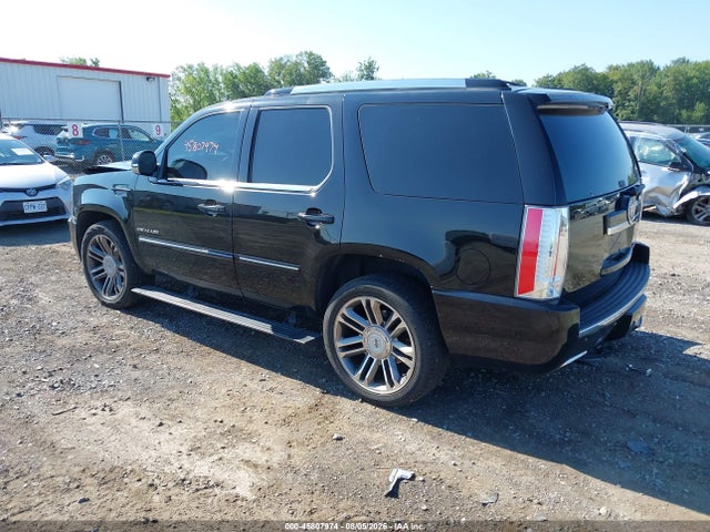 2013 Cadillac Escalade Premium მანქანა იყიდება აუქციონზე, vin: 1GYS4CEF9DR376381, აუქციონის ნომერი: 45807974