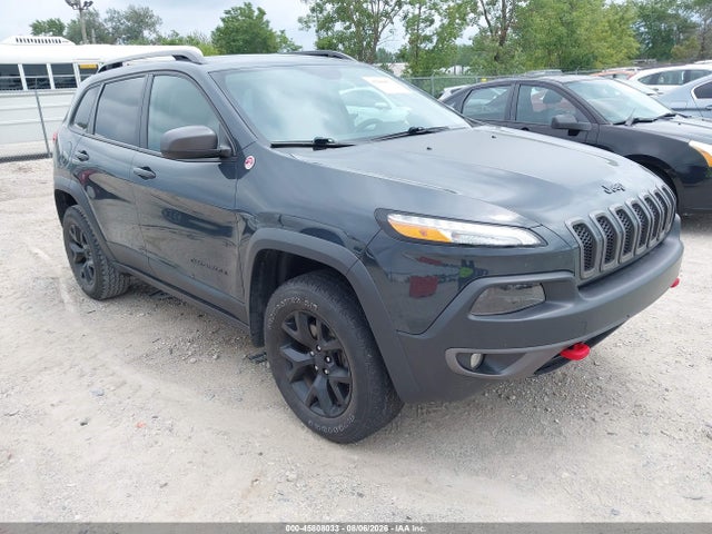 2017 Jeep Cherokee Trailhawk მანქანა იყიდება აუქციონზე, vin: 1C4PJMBS1HW589392, აუქციონის ნომერი: 45808033