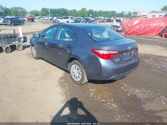 45808042 :رقم المزاد ، 2T1BURHE9HC877475 vin ، 2017 Toyota Corolla Le مزاد بيع