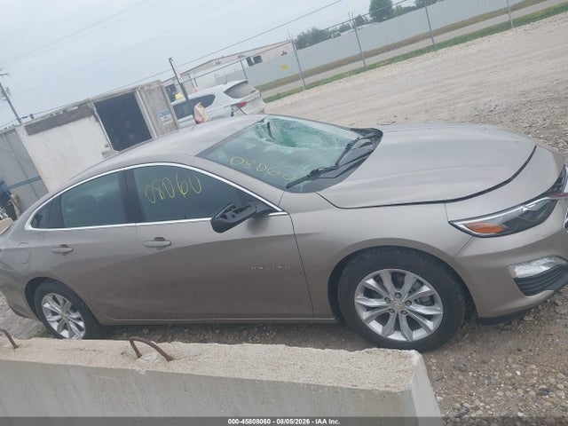 1G1ZD5ST4NF203003 Chevrolet Malibu Fwd Lt