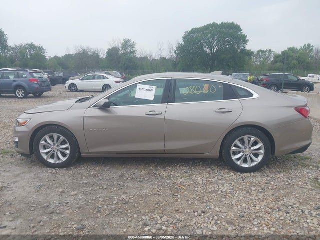 1G1ZD5ST4NF203003 Chevrolet Malibu Fwd Lt