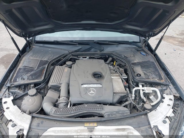 45808107 :رقم المزاد ، 55SWF4KB1HU188330 vin ، 2017 Mercedes-benz C 300 4matic مزاد بيع