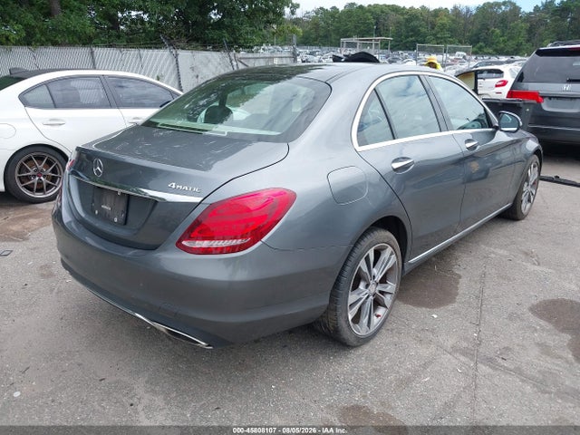 45808107 :رقم المزاد ، 55SWF4KB1HU188330 vin ، 2017 Mercedes-benz C 300 4matic مزاد بيع