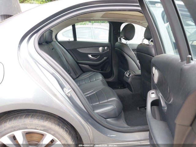 45808107 :رقم المزاد ، 55SWF4KB1HU188330 vin ، 2017 Mercedes-benz C 300 4matic مزاد بيع