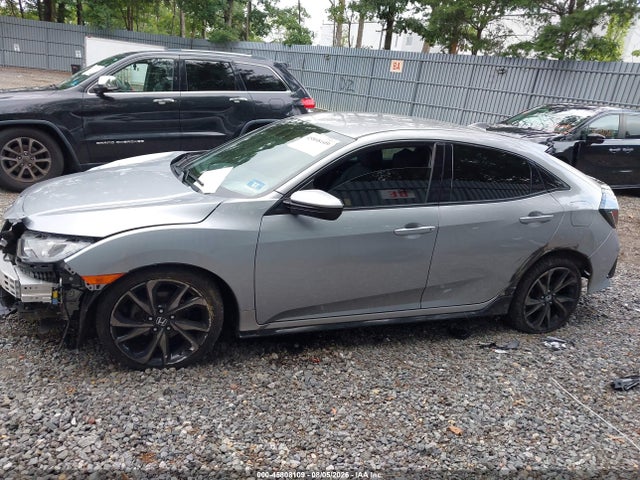 45808109 :رقم المزاد ، SHHFK7H46JU224296 vin ، 2018 Honda Civic Sport مزاد بيع