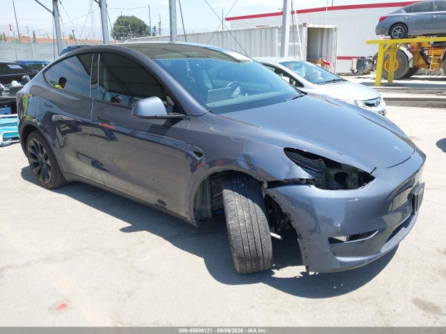 Tesla Model Y Awd/long Range Dual Motor All-wheel Drive 2023 7SAYGDEE3PA137620 main image