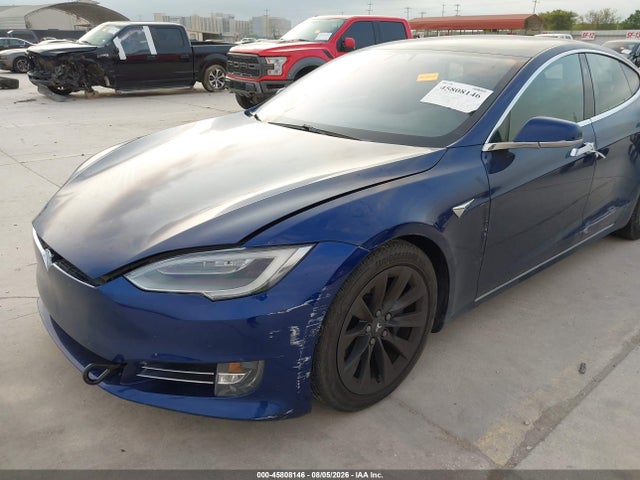 45808146 :رقم المزاد ، 5YJSA1E26JF296781 vin ، 2018 Tesla Model S 100d/75d/p100d مزاد بيع