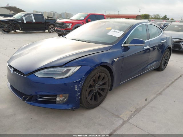 45808146 :رقم المزاد ، 5YJSA1E26JF296781 vin ، 2018 Tesla Model S 100d/75d/p100d مزاد بيع