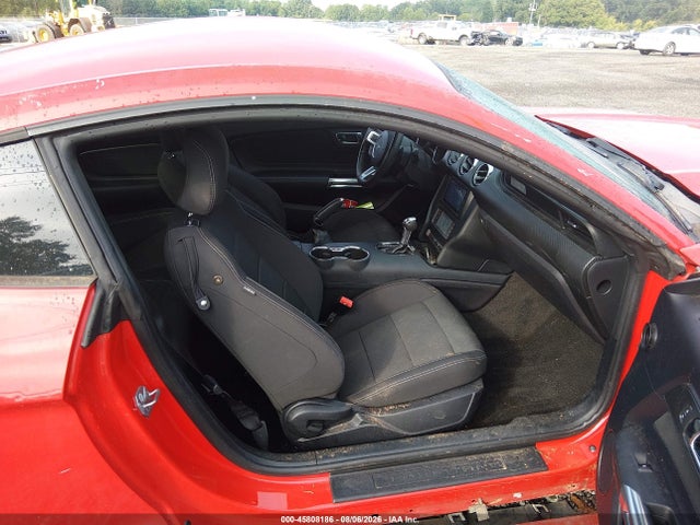 45808186 :رقم المزاد ، 1FA6P8AMXF5428567 vin ، 2015 Ford Mustang V6 مزاد بيع