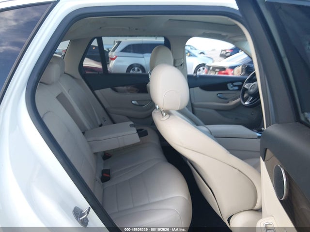WDC0G4JB8JV113955 Mercedes-Benz GLC 300