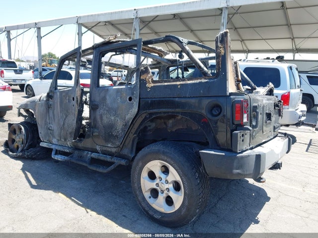 1C4HJWEG4EL141720 Jeep Wrangler Unlimited Sahara