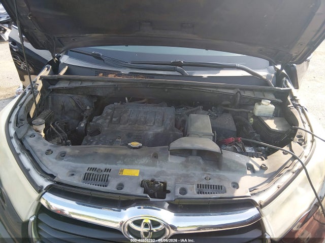 2014 Toyota Highlander Xle V6 მანქანა იყიდება აუქციონზე, vin: 5TDKKRFH6ES035182, აუქციონის ნომერი: 45808292