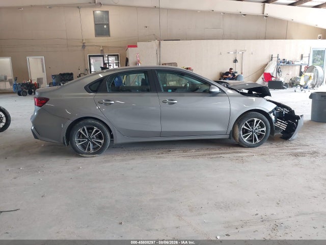 Aukcja sprzedaży 2024 Kia Forte Lxs, vin: 3KPF24AD6RE825896, numer aukcji: 45808297