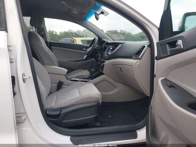 2017 Hyundai Tucson Eco მანქანა იყიდება აუქციონზე, vin: KM8J3CA2XHU507999, აუქციონის ნომერი: 45808305