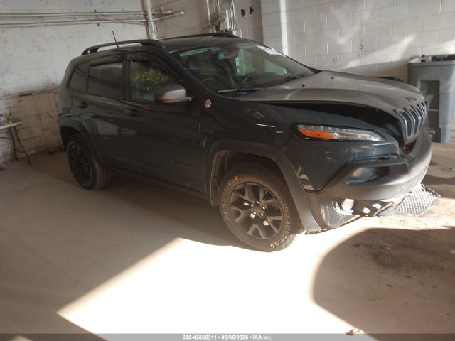 Продажа на аукционе авто 2016 Jeep Cherokee Trailhawk, vin: 1C4PJMBS2GW223195, номер лота: 45808311