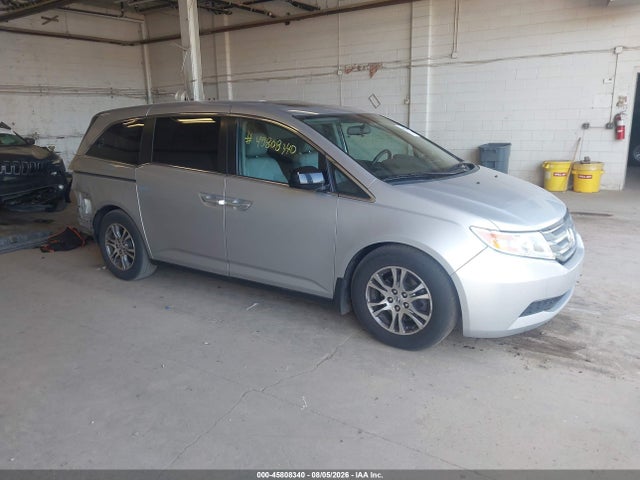 Auction sale of the 2013 Honda Odyssey Ex-l, vin: 5FNRL5H63DB074363, lot number: 45808340