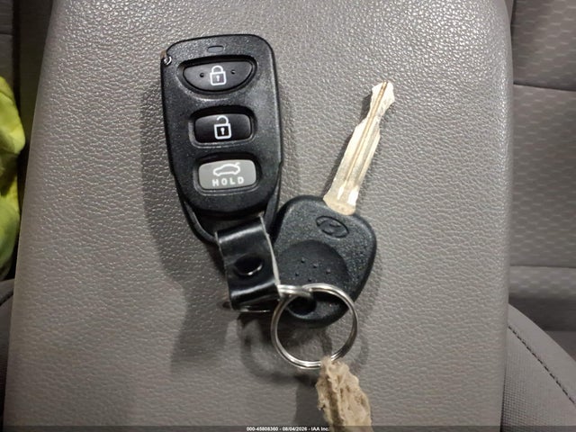 Продажа на аукционе авто 2020 Hyundai Elantra Se, vin: 5NPD74LF2LH608985, номер лота: 45808360