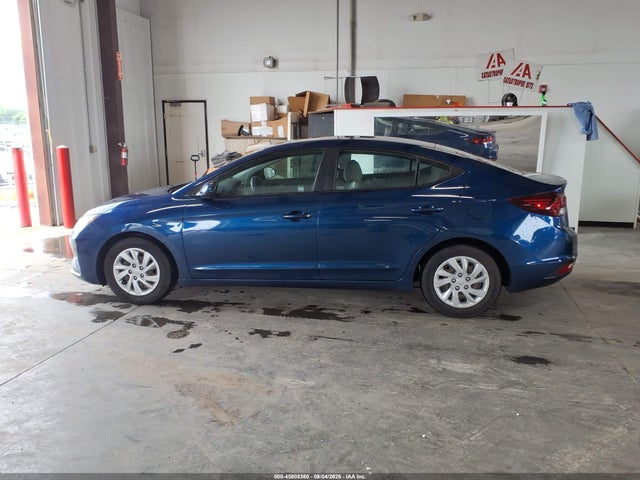 Продажа на аукционе авто 2020 Hyundai Elantra Se, vin: 5NPD74LF2LH608985, номер лота: 45808360