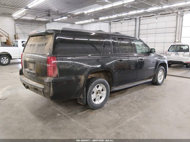 2016 Chevrolet Suburban Lt მანქანა იყიდება აუქციონზე, vin: 1GNSKHKC9GR447593, აუქციონის ნომერი: 45808371
