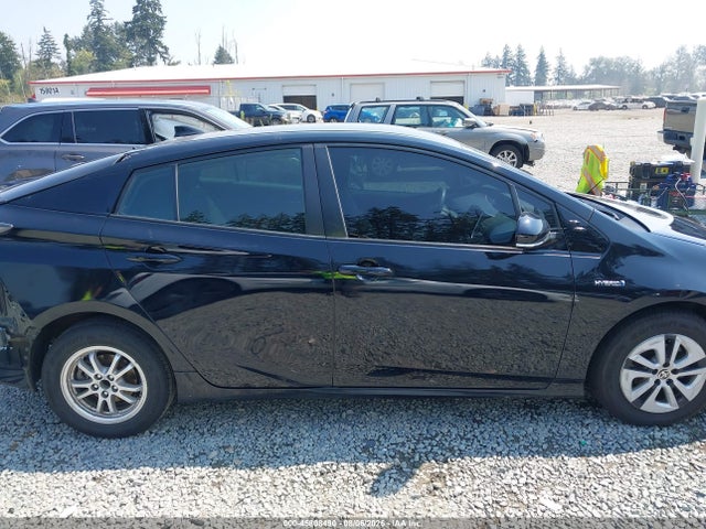 Продажа на аукционе авто 2017 Toyota Prius Two, vin: JTDKBRFU2H3568276, номер лота: 45808490