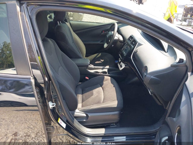 Продажа на аукционе авто 2017 Toyota Prius Two, vin: JTDKBRFU2H3568276, номер лота: 45808490