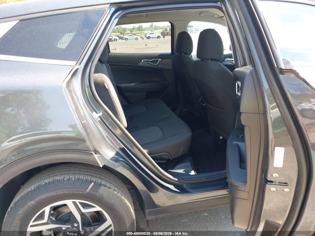 KNDPUCDF7R7280037 KIA Sportage Lx
