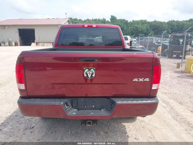 45808552 :رقم المزاد ، 1C6RR7KGXHS636965 vin ، 2017 Ram 1500 Express  4x4 5'7 Box مزاد بيع