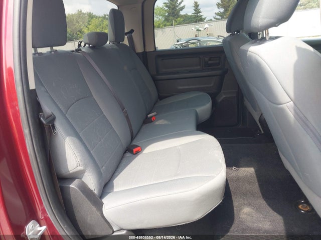 45808552 :رقم المزاد ، 1C6RR7KGXHS636965 vin ، 2017 Ram 1500 Express  4x4 5'7 Box مزاد بيع