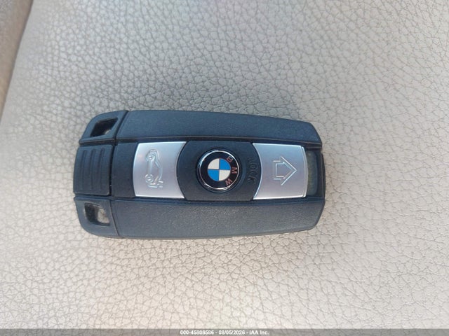 45808586 :رقم المزاد ، WBAUN1C59DVR00966 vin ، 2013 Bmw 128i مزاد بيع