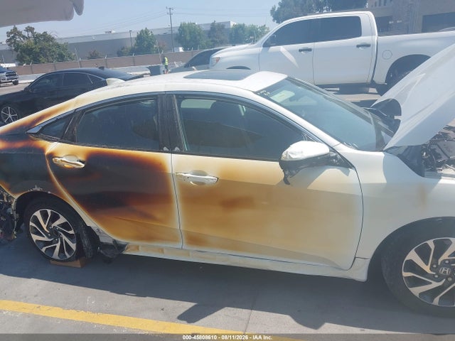 Honda CIVIC EX 2018 2HGFC2F72JH515551 Image 13