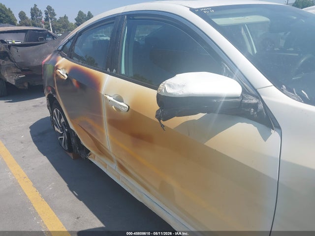 Honda CIVIC EX 2018 2HGFC2F72JH515551 Image 14